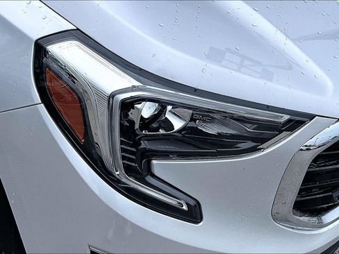 Used 2018 GMC Terrain SLE FWD image 23