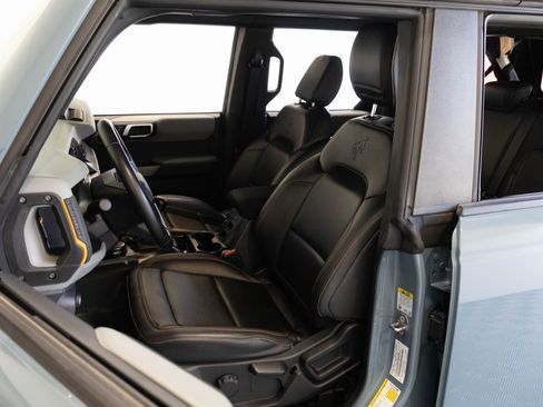 Used 2022 Ford Bronco Badlands image 17