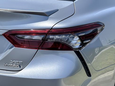 Certified 2022 Toyota Camry XSE FWD image 25
