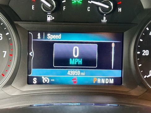 Used 2019 Buick Encore Essence AWD/4WD image 10