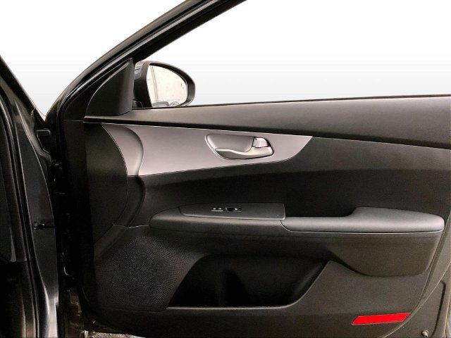 Used 2023 Kia Forte Sedan FWD image 23