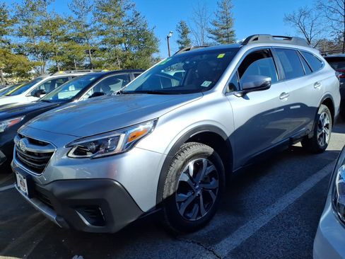 Certified 2022 Subaru Outback Limited image 2