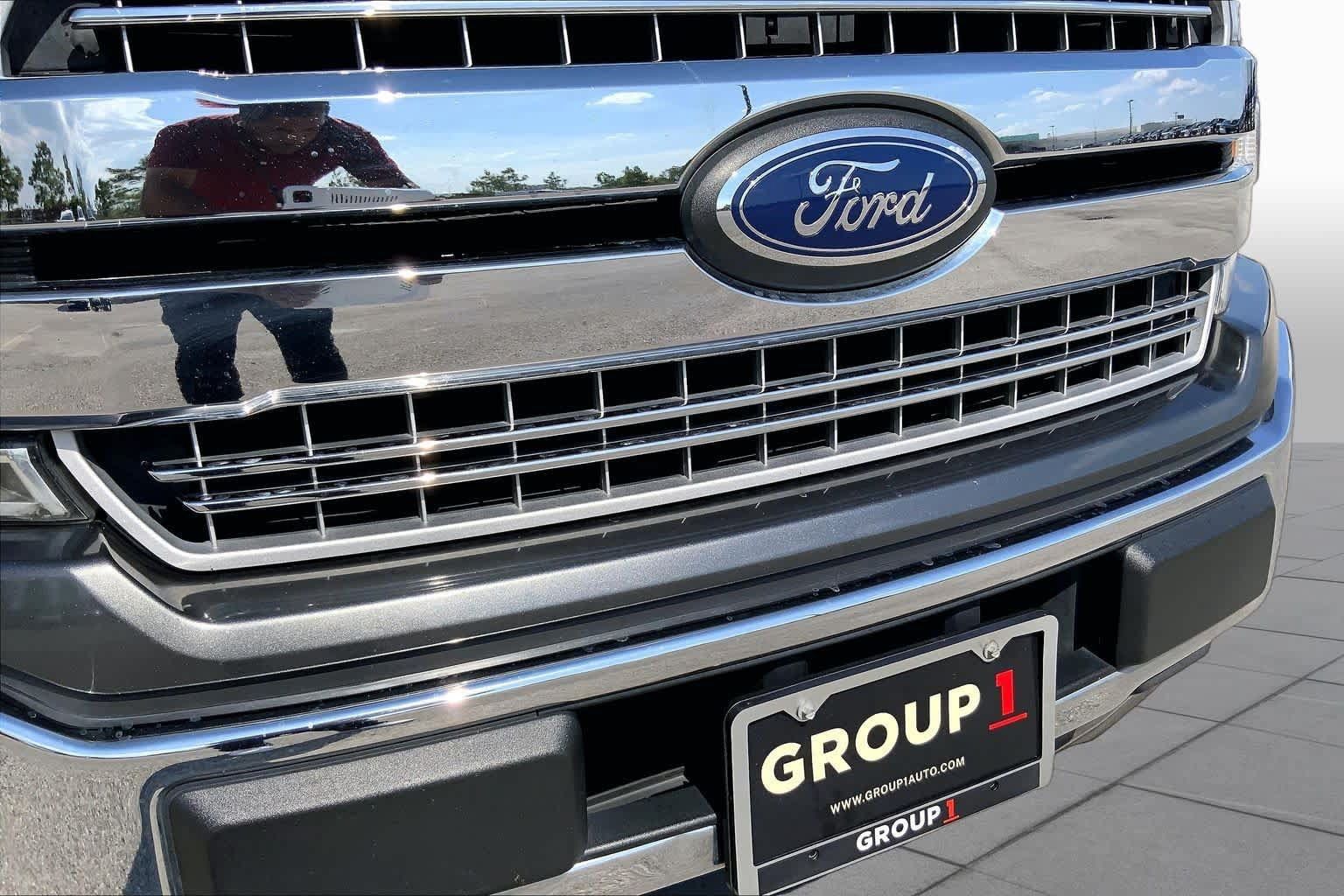 Used 2019 Ford F150 Lariat RWD image 29