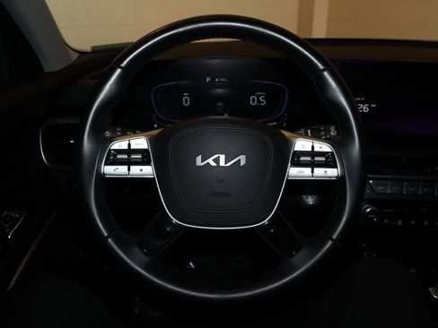 Used 2025 Kia Telluride S AWD/4WD image 24