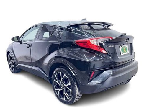 Used 2020 Toyota C-HR XLE image 4