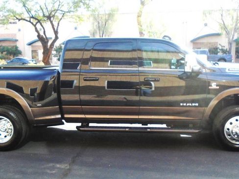 Used 2024 RAM 3500 Limited w/ Safety Group image 11