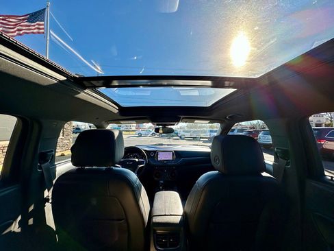 Used 2019 Chevrolet Blazer RS w/ Sun and Wheels Package image 14