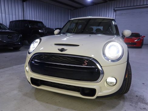 Used 2015 MINI Cooper S image 43