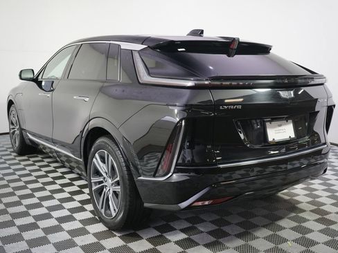 Certified 2024 Cadillac Lyriq Luxury w/ LPO, Floor Liner Package AWD/4WD image 4
