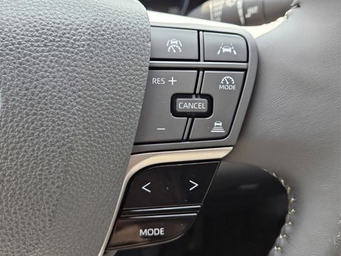 Used 2025 Toyota Camry LE image 17