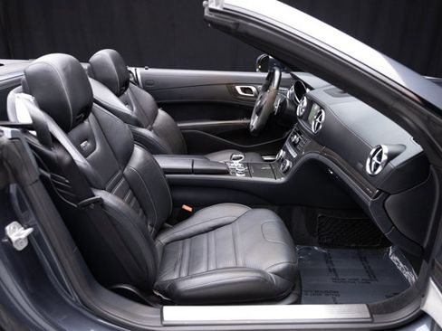 Used 2015 Mercedes-Benz SL 63 AMG w/ Driver Assistance Package image 75