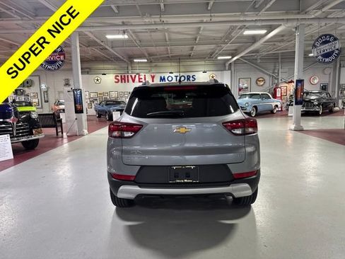 Used 2023 Chevrolet TrailBlazer LT w/ Convenience Package AWD/4WD image 4