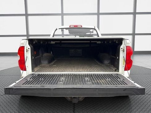 Used 2017 Toyota Tundra Limited w/ Limited Premium Package AWD/4WD image 12