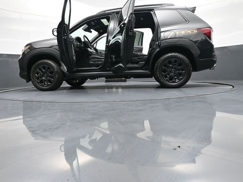 Certified 2023 Honda Passport TrailSport image 49