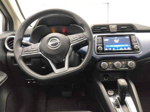 Used 2025 Nissan Versa SV w/ Trunk Package FWD image 22