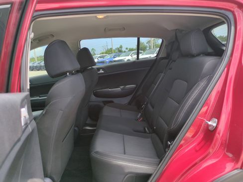 Certified 2022 Kia Sportage LX FWD image 15