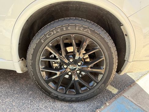 Used 2016 Dodge Durango R/T w/ Trailer Tow Group IV RWD image 4
