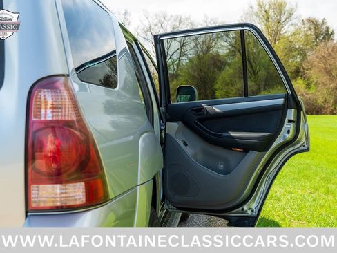 Used 2003 Toyota 4Runner Sport AWD/4WD image 37