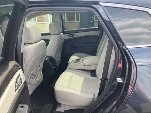 Used 2016 Cadillac SRX Luxury w/ Driver Awareness Package AWD/4WD image 21