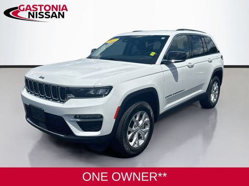 Used 2023 Jeep Grand Cherokee Limited AWD/4WD image 3