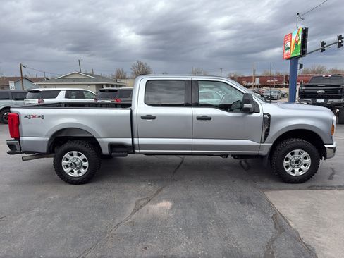 Used 2024 Ford F250 XLT image 5