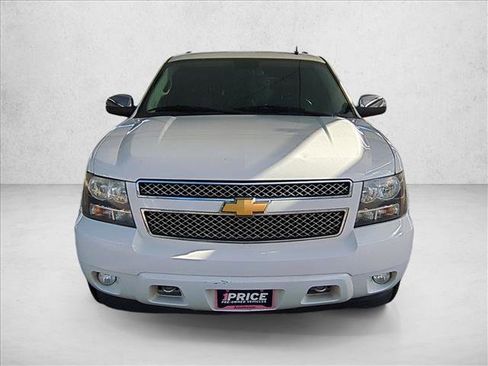 Used 2014 Chevrolet Tahoe LTZ image 2