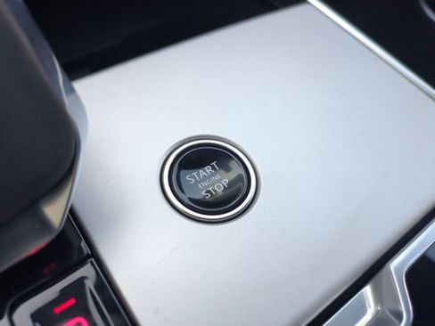 New 2026 Land Rover Range Rover SE image 23