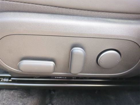 New 2026 Hyundai Kona SEL Premium image 22