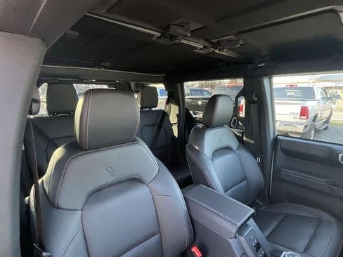 New 2025 Ford Bronco Badlands image 29