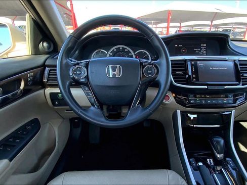 Used 2016 Honda Accord EX-L image 10