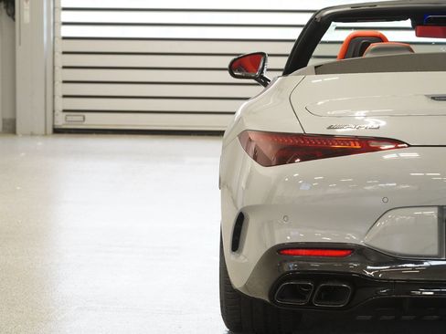 New 2026 Mercedes-Benz SL 63 AMG 4MATIC image 15