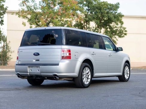 Used 2014 Ford Flex SE image 7