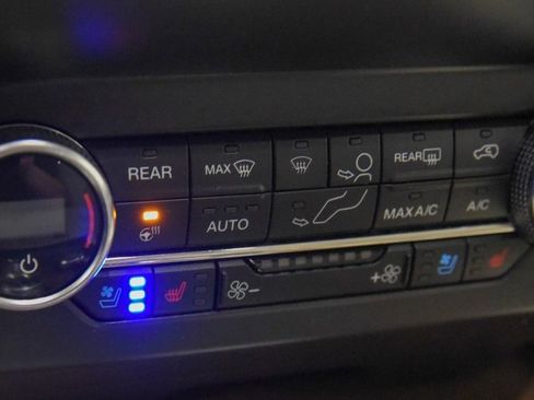 Used 2020 Ford Expedition Max Platinum image 24