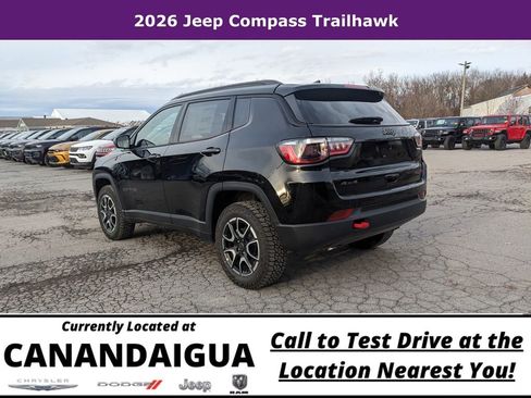 New 2026 Jeep Compass Trailhawk image 8