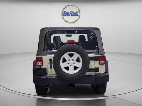 Used 2017 Jeep Wrangler Sport w/ Quick Order Package 23S AWD/4WD image 5