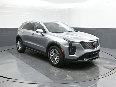 Used 2024 Cadillac XT4 Premium Luxury image 22