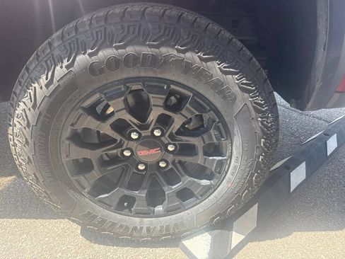 New 2026 GMC Canyon Elevation RWD image 8