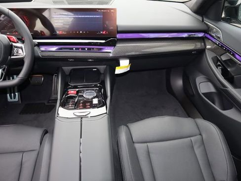 New 2026 BMW M5 w/ Executive Package image 19