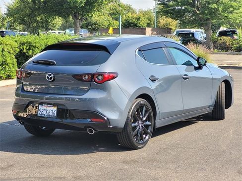 Used 2022 MAZDA MAZDA3 s image 4