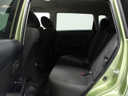 Used 2012 Kia Soul FWD image 13