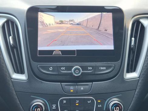 Used 2023 Chevrolet Malibu LT w/ Sport Edition FWD image 6