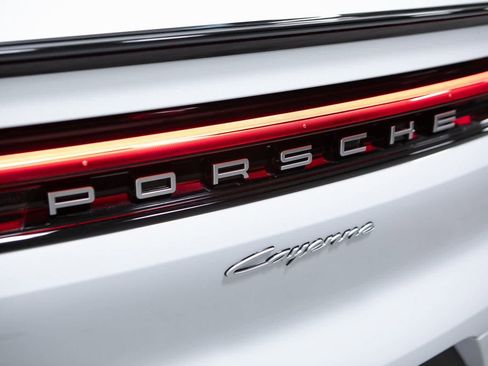 New 2026 Porsche Cayenne E-Hybrid image 37