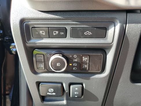 Used 2023 Ford F150 Platinum AWD/4WD image 31