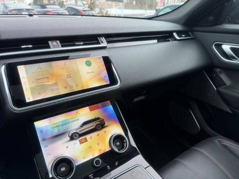 Used 2023 Land Rover Range Rover Velar S image 13