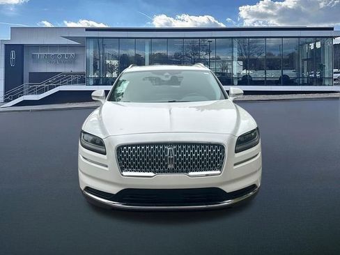 Used 2023 Lincoln Nautilus Reserve FWD image 2