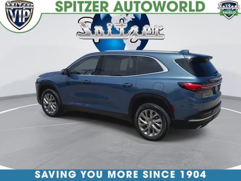 Used 2025 Buick Enclave Preferred AWD/4WD image 7