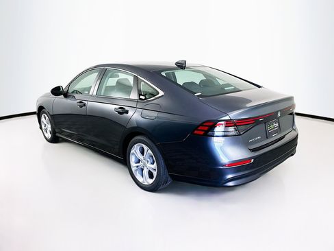 Used 2025 Honda Accord LX image 5