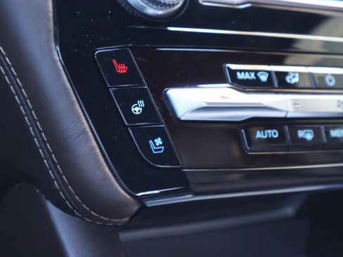 Used 2024 Ford Explorer King Ranch w/ Technology Package image 30