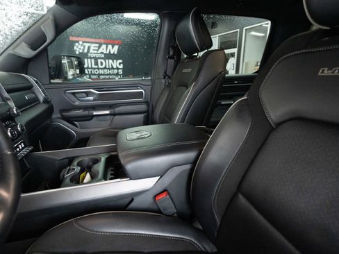 Used 2022 RAM 1500 Laramie w/ Sport Appearance Package image 10