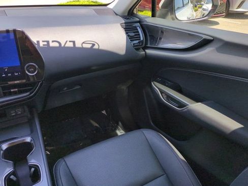 Used 2023 Lexus NX 250 FWD w/ Towing Package (2000 Lbs) image 16